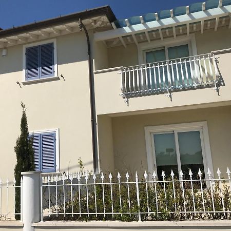 Home By Massi Lido di Camaiore Exterior foto